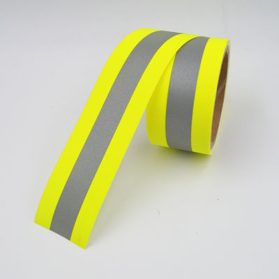 Il nastro riflettente segmentato d'avvertimento cuce su nastro riflettente ignifugo d'argento giallo 1mx50m