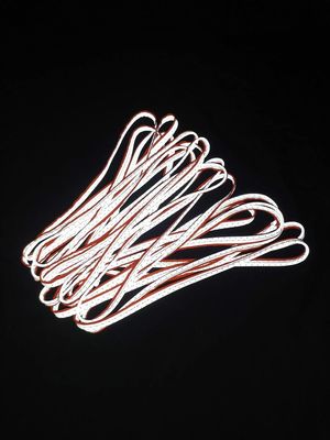 Le strisce stridenti riflettenti d'argento sistema la pista della sicurezza della fascia ansima 50 metri 100 metri