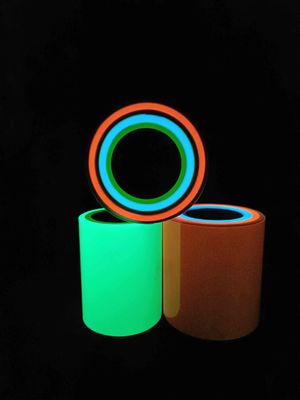Anti incandescenza a 1 pollici di slittamento negli autoadesivi luminosi della scala di nastro della bici scura del camion