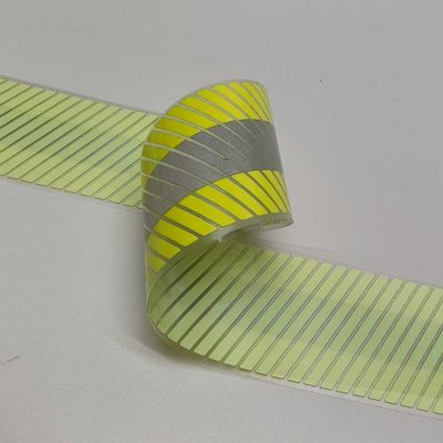 Alta visibilità Twill PET Backing Riflettente Trasferimento di calore Vinile autoadesivo per abbigliamento Retro Film