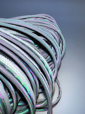 Striscia di tessuto riflettente colorata facile da applicare cucire su vestiti